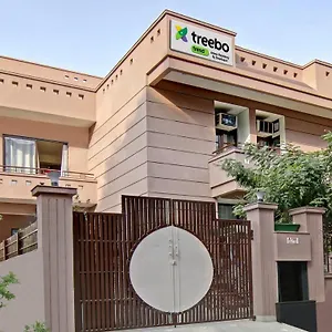 https://treebo-trend-amexx-by-dwarkapuri.top-gurgaonhotels.com