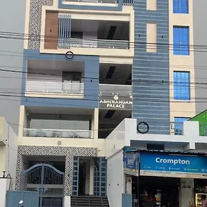 https://abhinandan-palace-udaipur.udaipurhotels.org