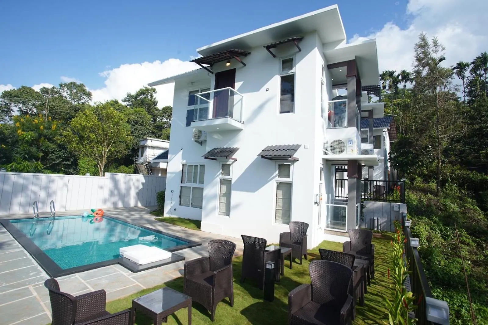 Resort Pabis Luxurious Stay Vythiri